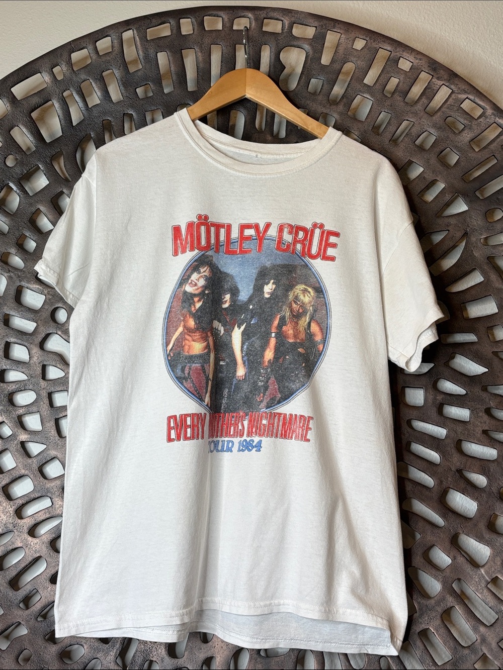 🤍 Motley Crue “Everyone’s Nightmare” Graphic Tee Men’s Large White Cotton 🤍